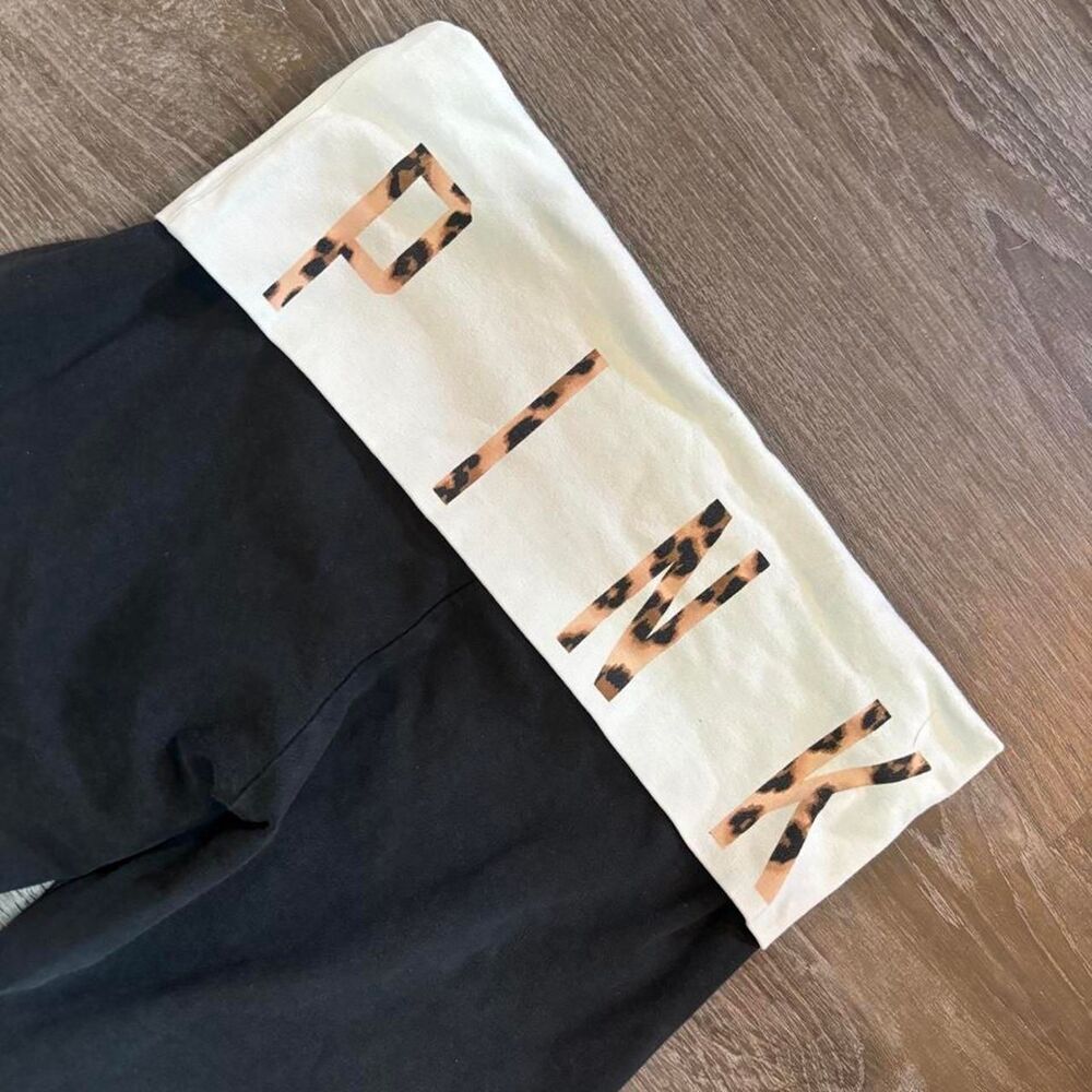 Victoria’s Secret PINK Black Foldover Capri Leggings Leopard Print Logo - Small